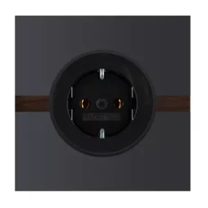 Prise murale design avec ports intégrés - Série Cube